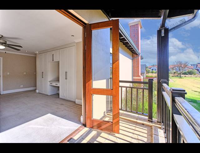 2 BEDROOM APARTMENT FOR SALE IN WATERFALL HILLS MATURE LIFESTYLE ESTATE